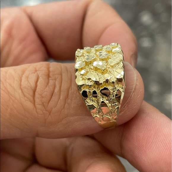Brand New 10K Real Gold Square Nugget Ring - Picture 6 of 17
